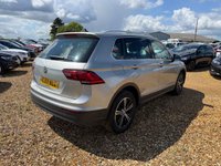 USED 2017 17 VOLKSWAGEN TIGUAN 2.0 TDI BlueMotion Tech SE Navigation SUV 5dr Diesel Manual Euro 6 (s/s) (150 ps) 