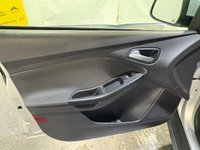 USED 2012 62 FORD FOCUS 1.6 TDCi Zetec Hatchback 5dr Diesel Manual Euro 5 (s/s) (115 ps) Apperance Pack-Air conditioning-DAB Radio-Privacy glass-Bluetooth-Park sensors-Fogs-17