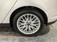 USED 2012 62 FORD FOCUS 1.6 TDCi Zetec Hatchback 5dr Diesel Manual Euro 5 (s/s) (115 ps) Apperance Pack-Air conditioning-DAB Radio-Privacy glass-Bluetooth-Park sensors-Fogs-17
