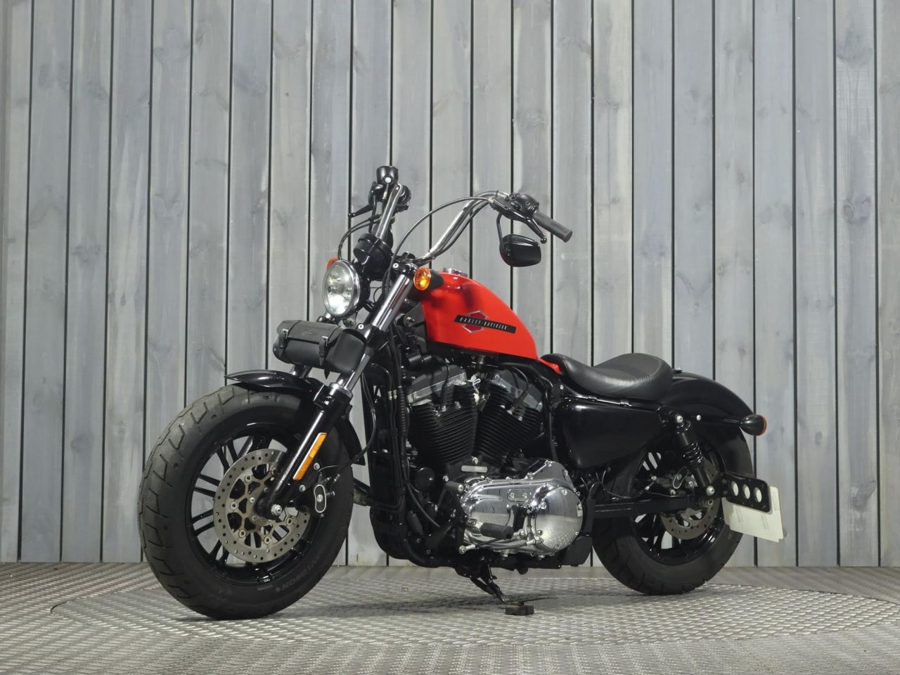 HARLEY-DAVIDSON SPORTSTER