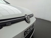 USED 2022 22 VOLKSWAGEN GOLF 1.5 Golf R-Line TSi 5dr CLICK+COLLECT / HOME DELIVERY