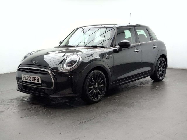 USED 2022 22 MINI HATCH 1.5 Cooper Classic 5dr CLICK+COLLECT / HOME DELIVERY