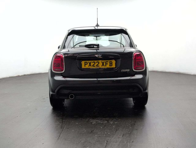 USED 2022 22 MINI HATCH 1.5 Cooper Classic 5dr CLICK+COLLECT / HOME DELIVERY