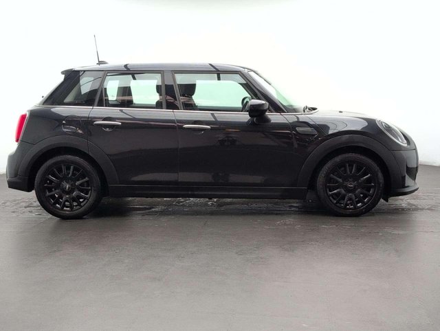 USED 2022 22 MINI HATCH 1.5 Cooper Classic 5dr CLICK+COLLECT / HOME DELIVERY