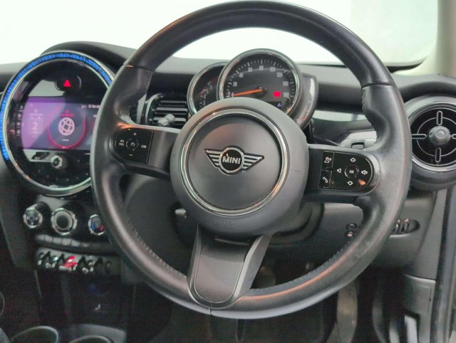 USED 2022 22 MINI HATCH 1.5 Cooper Classic 5dr CLICK+COLLECT / HOME DELIVERY