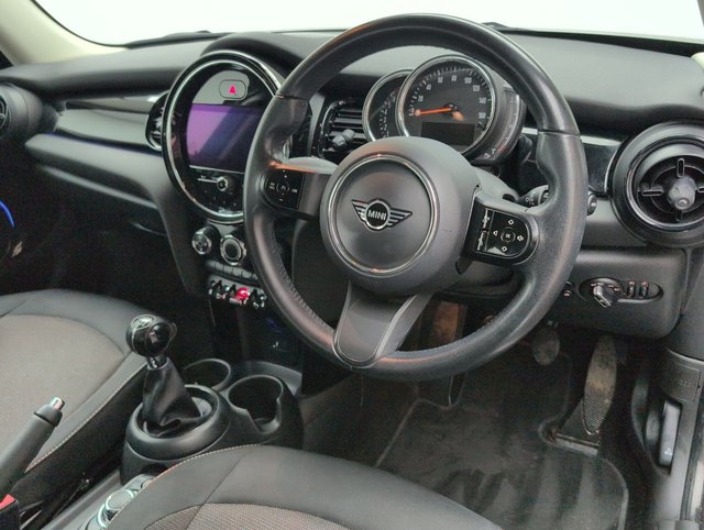 USED 2022 22 MINI HATCH 1.5 Cooper Classic 5dr CLICK+COLLECT / HOME DELIVERY