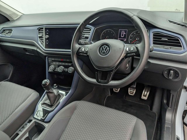 USED 2020 70 VOLKSWAGEN T-ROC 1.5 T-Roc United TSi Evo 5dr CLICK+COLLECT / HOME DELIVERY