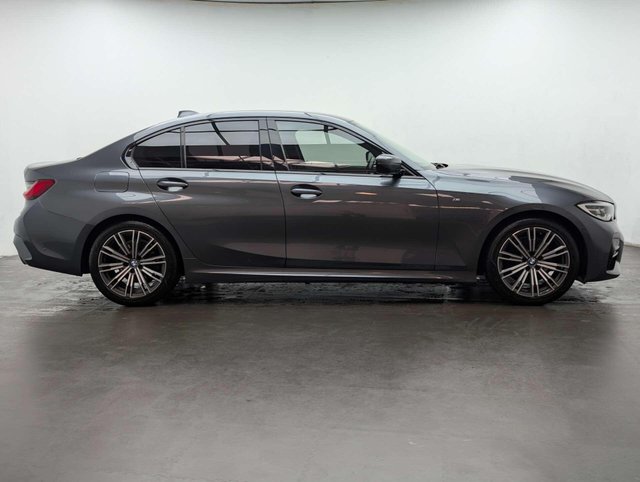 USED 2020 20 BMW 3 SERIES 2.0 320i M Sport Auto 4dr CLICK+COLLECT / HOME DELIVERY