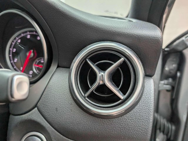 USED 2020 69 MERCEDES-BENZ GLA 1.6 GLA 180 AMG Line Edition Auto 5dr CLICK+COLLECT / HOME DELIVERY
