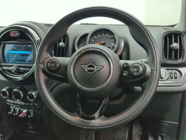 USED 2020 20 MINI COUNTRYMAN 1.5 Countryman Cooper Classic Auto 5dr CLICK+COLLECT / HOME DELIVERY