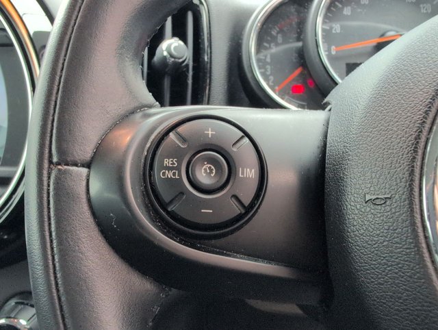 USED 2020 20 MINI COUNTRYMAN 1.5 Countryman Cooper Classic Auto 5dr CLICK+COLLECT / HOME DELIVERY