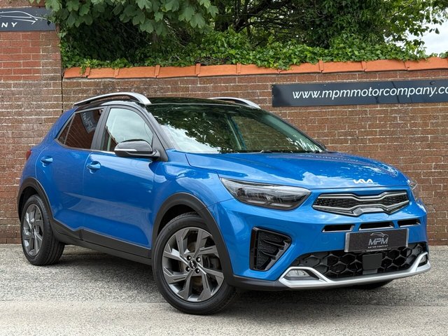 View our KIA STONIC