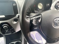 USED 2021 71 TOYOTA AYGO 1.0 VVT-i x-play Hatchback 5dr Petrol Manual Euro 6 (s/s) (71 ps) Rear Camera, Bluetooth