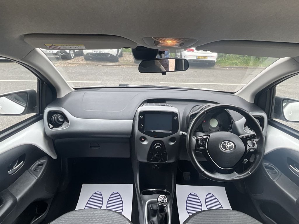 USED 2021 71 TOYOTA AYGO 1.0 VVT-i x-play Hatchback 5dr Petrol Manual Euro 6 (s/s) (71 ps) Rear Camera, Bluetooth