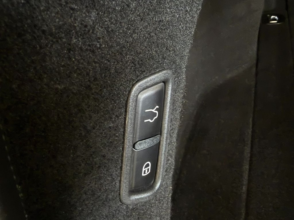 USED 2022 22 MASERATI LEVANTE 3.0 V6 Modena SUV 5dr Petrol ZF 4WD Euro 6 (s/s) (350 ps) 