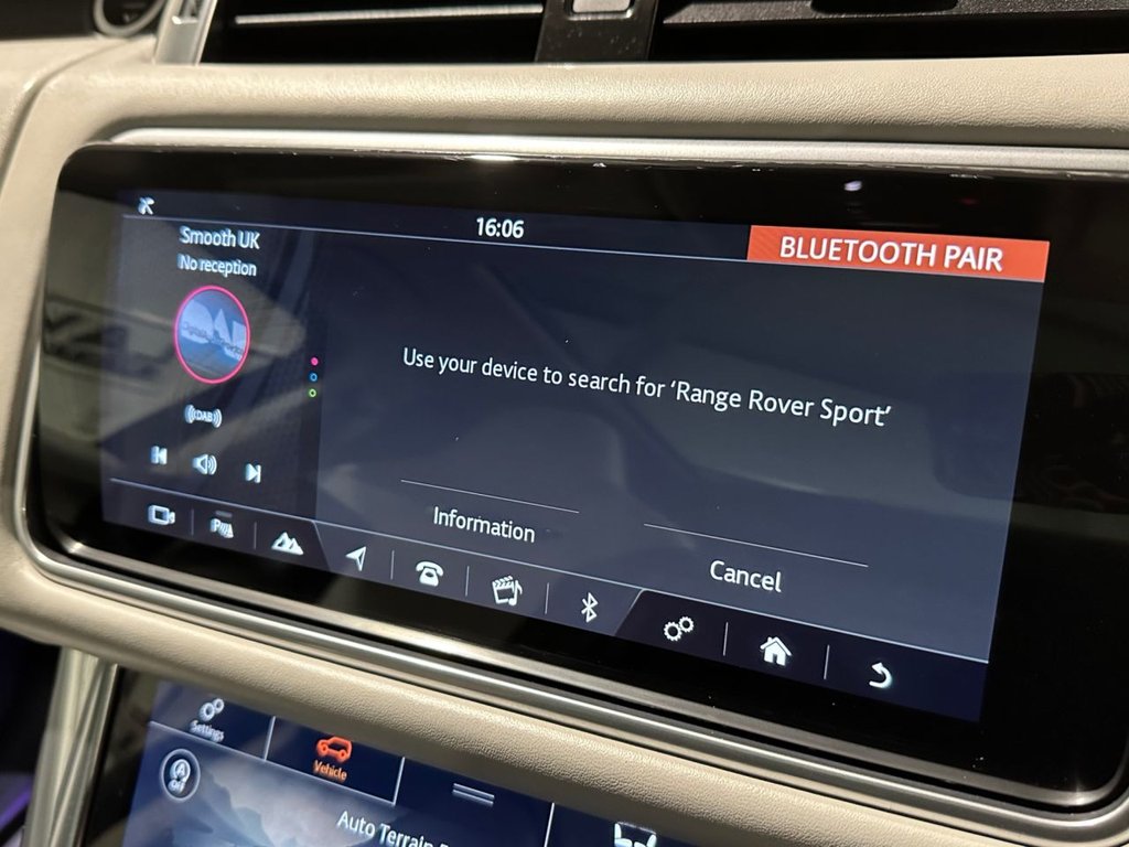 USED 2021 70 LAND ROVER RANGE ROVER SPORT 5.0 P575 V8 GPF SVR SUV 5dr Petrol Auto 4WD Euro 6 (s/s) (575 ps) 