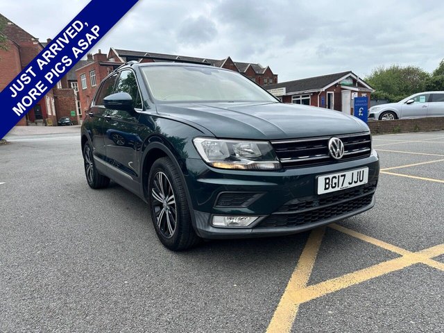 View our Volkswagen Tiguan 1.4 TSI BlueMotion Tech SE Navigation SUV 5dr Petrol Manual Euro 6 (s/s) (150 ps)