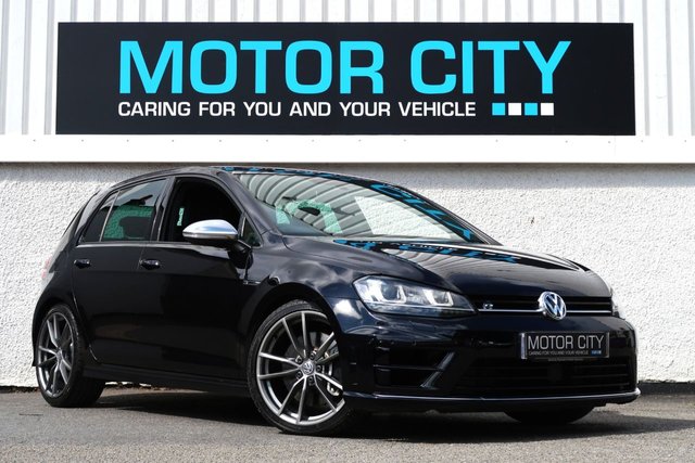 View our VOLKSWAGEN GOLF