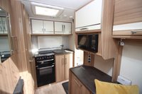 USED 2016 LUNAR COSMOS 352 End Kitchen