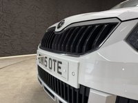 USED 2015 15 SKODA YETI 2.0 TDI Laurin & Klement Outdoor 5dr Diesel DSG 4WD Euro 6 (s/s) (150 ps) SUNROOF, TOWBAR, HEATED SEATS
