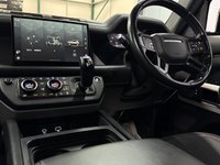 USED 2021 71 LAND ROVER DEFENDER 3.0 D300 MHEV X-Dynamic HSE SUV 5dr Diesel Auto 4WD Euro 6 (s/s) (300 ps) 