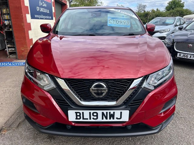 View our NISSAN QASHQAI