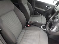 USED 2011 61 VOLKSWAGEN POLO 1.2 Match Hatchback 5dr Petrol Manual Euro 5 (60 ps) 