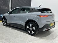 USED 2022 72 RENAULT MEGANE E-TECH 60kWh equilibre Auto 5dr (optimum charge) Reverse Camera - App Connect