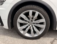 USED 2018 68 VOLKSWAGEN TIGUAN 2.0 TDI R-Line SUV 5dr Diesel DSG Euro 6 (s/s) (150 ps) 20 Inch Alloys, PANROOF, heated seats