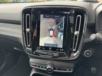 USED 2021 21 VOLVO XC40 1.5h T5 Twin Engine Recharge 10.7kWh R-Design Pro SUV 5dr Petrol Plug-in Hybrid Auto Euro 6 (s/s) (262 ps) Panoramic | 360 Cam | Apple CarPlay