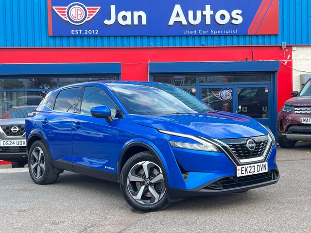View our NISSAN QASHQAI
