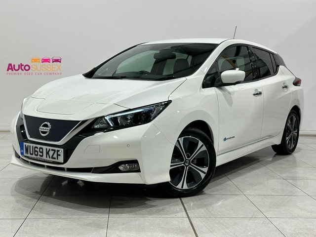 View our NISSAN LEAF