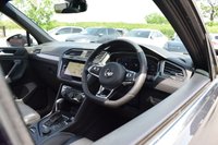 USED 2019 68 VOLKSWAGEN TIGUAN 2.0 TDI R-Line SUV 5dr Diesel DSG 4Motion Euro 6 (s/s) (190 ps) LEATHER / PAN ROOF / TOW BAR
