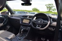 USED 2019 68 VOLKSWAGEN TIGUAN 2.0 TDI R-Line SUV 5dr Diesel DSG 4Motion Euro 6 (s/s) (190 ps) LEATHER / PAN ROOF / TOW BAR