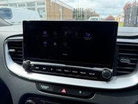 USED 2021 21 KIA XCEED 1.6 GDI SUV 5DR PETROL PHEV 3 DCT AUTO 140BHP. 82K MLS. FINANCE. PX. 1.6GDI. PHEV 3 DCT AUTO. 82K MILES. METALLIC GREY.