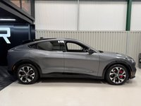USED 2021 21 FORD MUSTANG MACH-E Extended Range 91kWh SUV 5dr Electric Automatic AWD (351 ps) AWD | Extended Range 91kWh