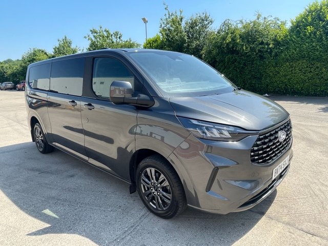 View our FORD TOURNEO CUSTOM