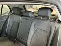 USED 2022 72 VOLKSWAGEN GOLF 1.4 TSI 13kWh Style Hatchback 5dr Petrol Plug-in Hybrid DSG Euro 6 (s/s) (204 ps) 