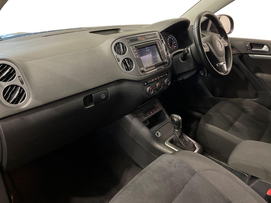 USED 2015 VOLKSWAGEN TIGUAN 2.0 TDI BlueMotion Tech Match SUV 5dr Diesel DSG 4WD Euro 6 (s/s) (150 ps) Great Service History