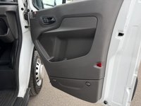 USED 2021 71 FORD TRANSIT 2.0 350 EcoBlue Leader LUTON 2dr Diesel Manual RWD L4 Euro 6 (s/s) (130 ps) TWIN WHEEL | TAIL LIFT