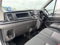 USED 2021 71 FORD TRANSIT 2.0 350 EcoBlue Leader LUTON 2dr Diesel Manual RWD L4 Euro 6 (s/s) (130 ps) TWIN WHEEL | TAIL LIFT