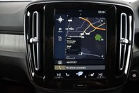 USED 2020 70 VOLVO XC40 2.0 B4 MHEV Inscription Pro SUV 5dr Petrol Hybrid Auto Euro 6 (s/s) (197 ps) SATNAV, CAMERA, HEATED SEATS