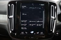 USED 2020 70 VOLVO XC40 2.0 B4 MHEV Inscription Pro SUV 5dr Petrol Hybrid Auto Euro 6 (s/s) (197 ps) SATNAV, CAMERA, HEATED SEATS