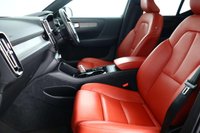 USED 2020 70 VOLVO XC40 2.0 B4 MHEV Inscription Pro SUV 5dr Petrol Hybrid Auto Euro 6 (s/s) (197 ps) SATNAV, CAMERA, HEATED SEATS