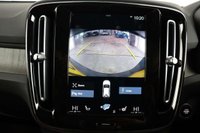 USED 2020 70 VOLVO XC40 2.0 B4 MHEV Inscription Pro SUV 5dr Petrol Hybrid Auto Euro 6 (s/s) (197 ps) SATNAV, CAMERA, HEATED SEATS