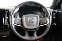 USED 2020 70 VOLVO XC40 2.0 B4 MHEV Inscription Pro SUV 5dr Petrol Hybrid Auto Euro 6 (s/s) (197 ps) SATNAV, CAMERA, HEATED SEATS