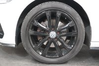 USED 2017 17 VOLKSWAGEN GOLF 2.0 TDI BlueMotion Tech R-Line Hatchback 5dr Diesel DSG Euro 6 (s/s) (150 ps) +SAT NAV+CAMBELT BELT CHANGED+