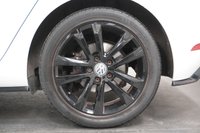 USED 2017 17 VOLKSWAGEN GOLF 2.0 TDI BlueMotion Tech R-Line Hatchback 5dr Diesel DSG Euro 6 (s/s) (150 ps) +SAT NAV+CAMBELT BELT CHANGED+