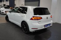 USED 2017 17 VOLKSWAGEN GOLF 2.0 TDI BlueMotion Tech R-Line Hatchback 5dr Diesel DSG Euro 6 (s/s) (150 ps) +SAT NAV+CAMBELT BELT CHANGED+