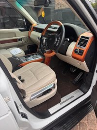 USED 2011 11 LAND ROVER RANGE ROVER 4.4 TD V8 Autobiography SUV 5dr Diesel Auto 4WD Euro 5 (313 bhp) Px Welcome Finance Available